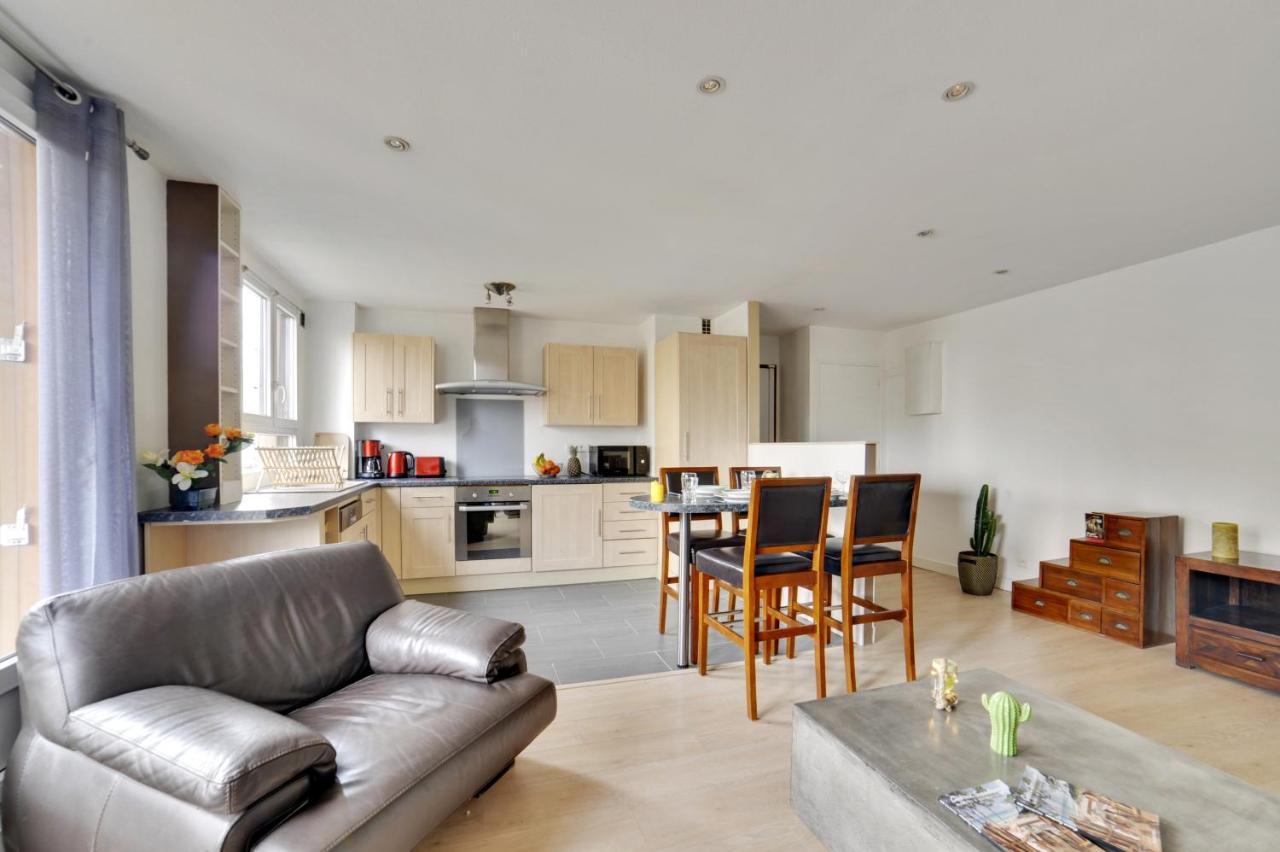 Chic Apart With Parking Apartamento Saint-Denis-en-Margeride Exterior foto